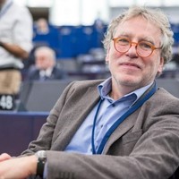 V-90-letech-bylo-15-miliard-obrovsky-problem-foto